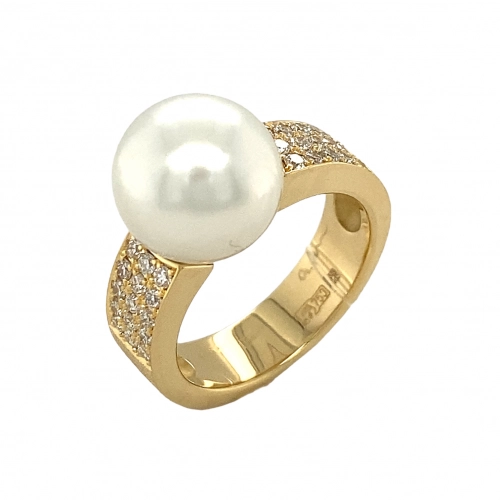 Кольцо (750 ж) жемчуг, бриллиант